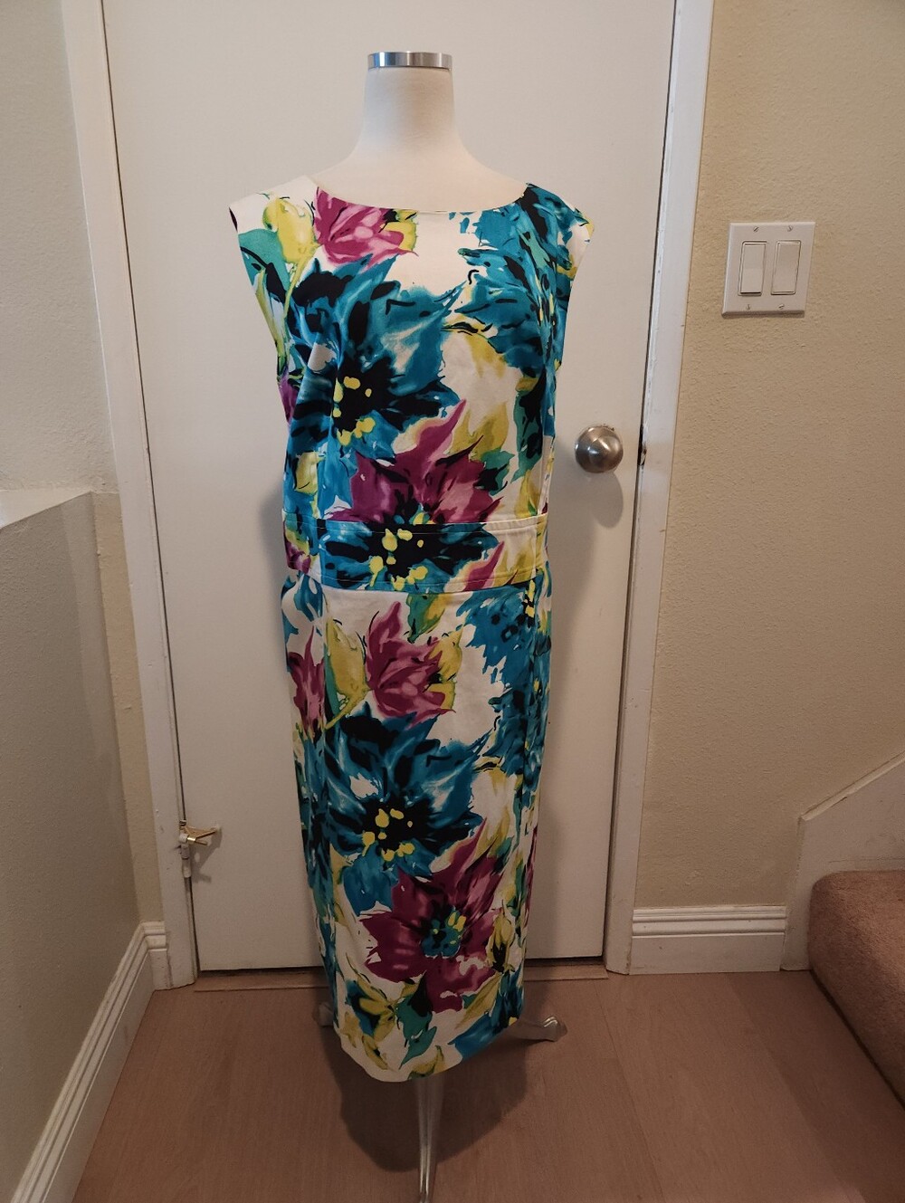 Floral Sleeveless Maxi Dress in Teal & Magenta